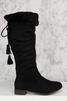 Black flat back tassel boots